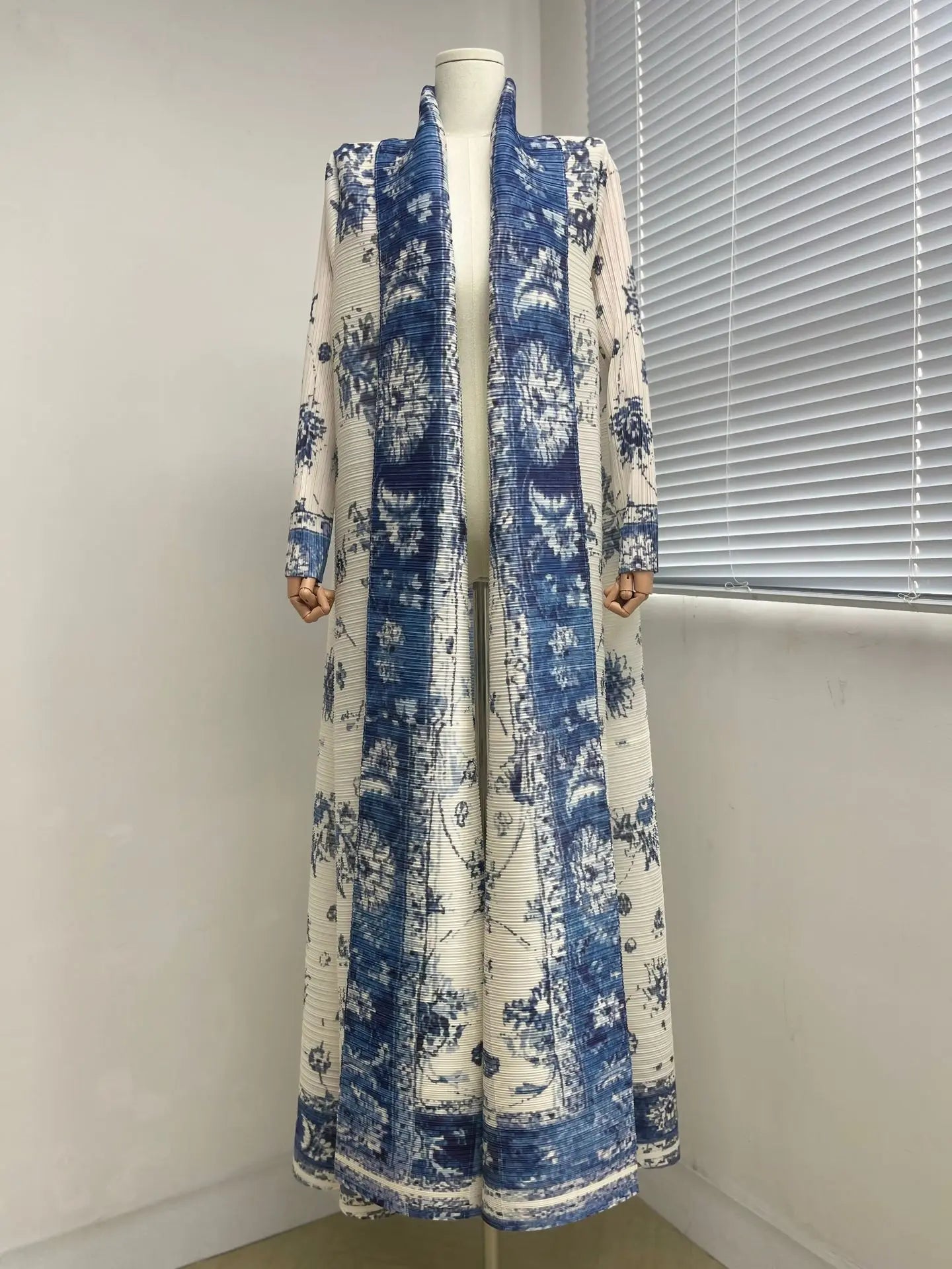 Abayas for Women Miyake Pleated New High Quality Women's Robe Cardigan Loose Lengthened Tie Design Luxury Abaya 2025 Summer New--Color: 3