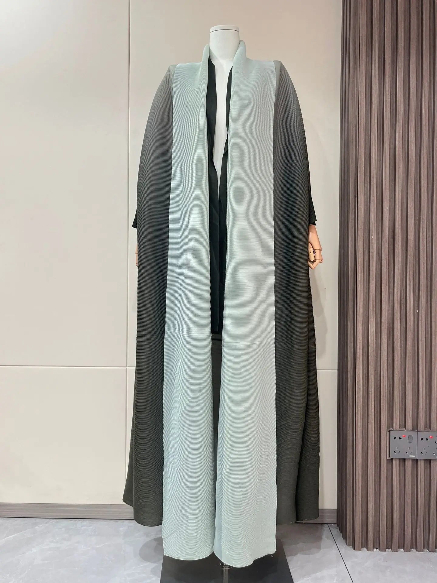 Abayas for Women Miyake Pleated New High Quality Women's Robe Cardigan Loose Lengthened Tie Design Luxury Abaya 2025 Summer New--Color: 3