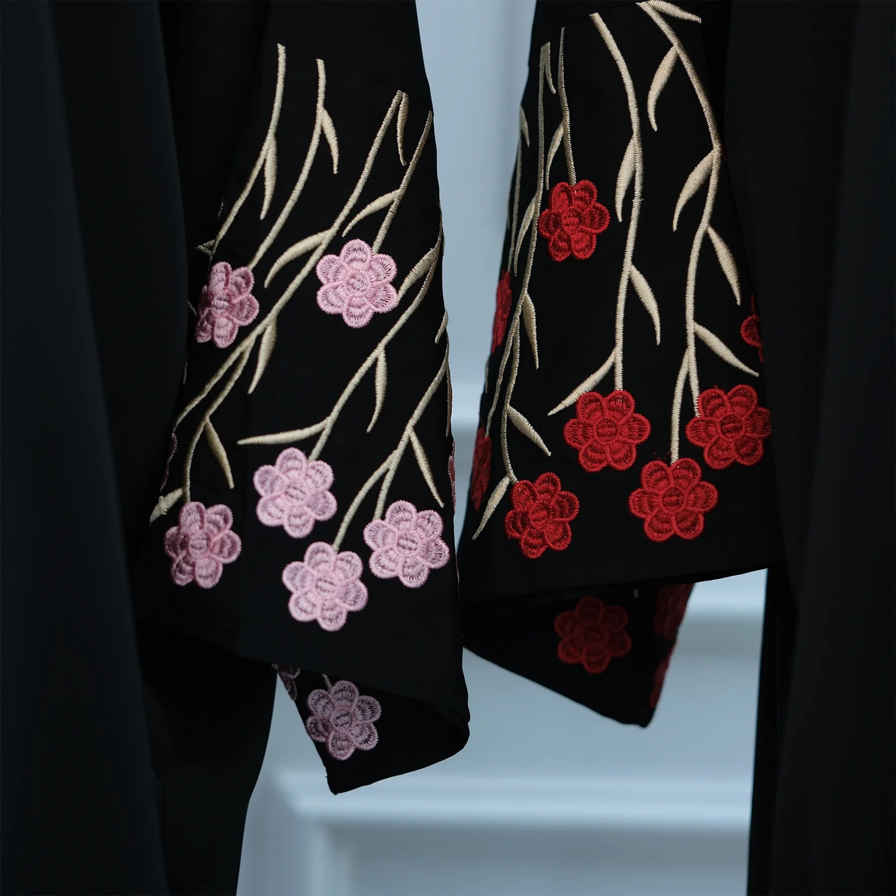 Open Abaya Dubai Embroidery Muslim Hijab Dress Women Islam Clothing Turkey Kaftan Kimono Jalabiya Kebaya Caftan Marocain Femme--Color: Red Abaya