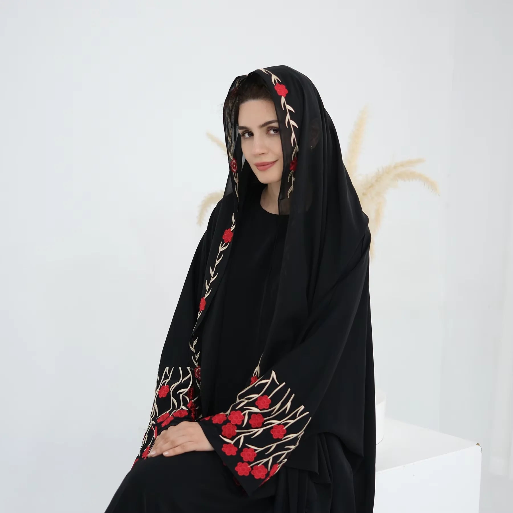 Open Abaya Dubai Embroidery Muslim Hijab Dress Women Islam Clothing Turkey Kaftan Kimono Jalabiya Kebaya Caftan Marocain Femme--Color: Red Abaya
