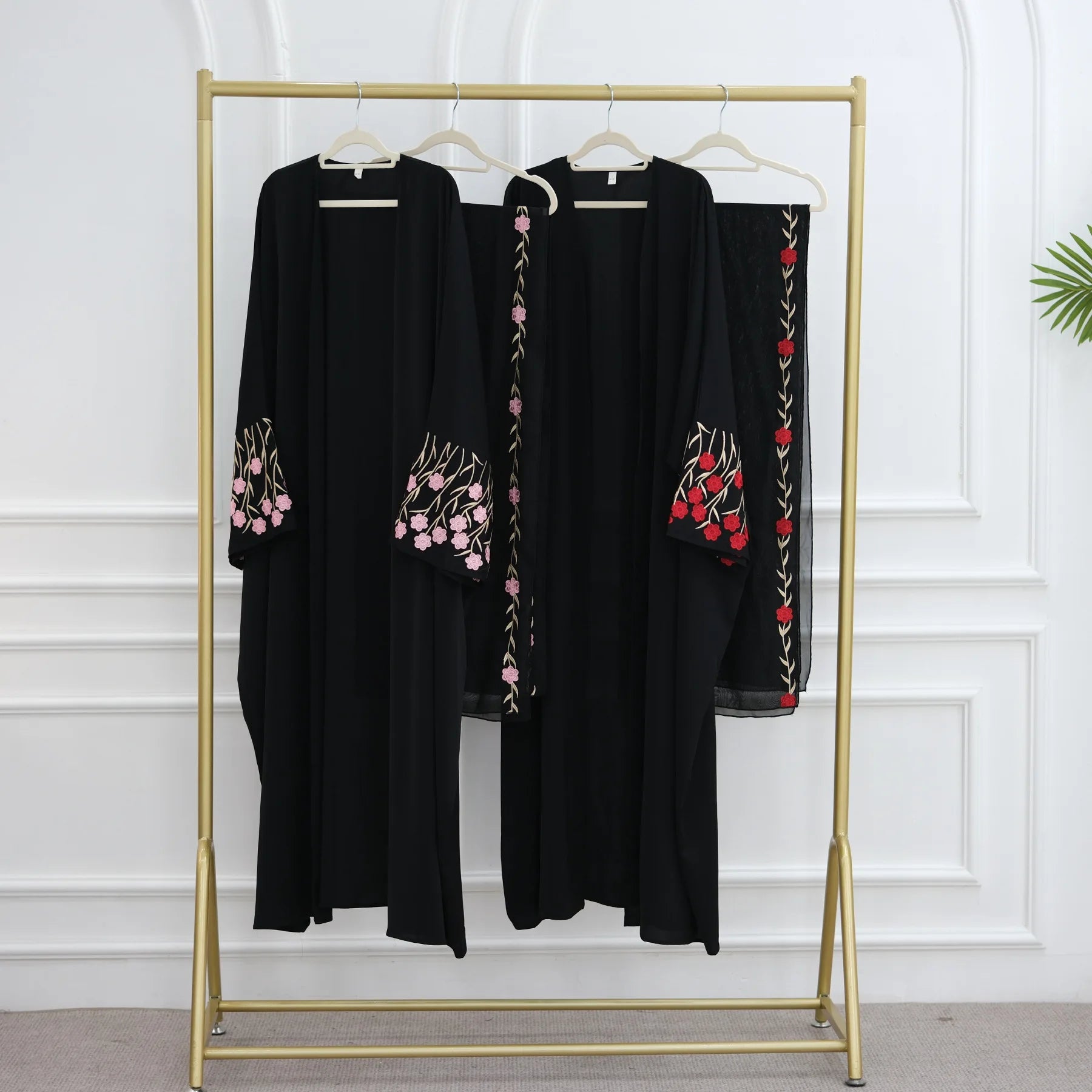 Open Abaya Dubai Embroidery Muslim Hijab Dress Women Islam Clothing Turkey Kaftan Kimono Jalabiya Kebaya Caftan Marocain Femme--Color: Red Abaya